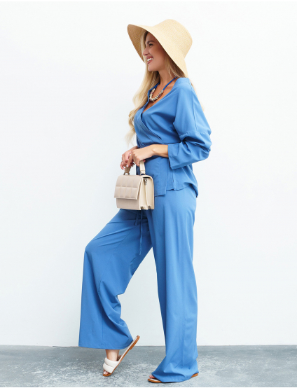 Картинка Костюм блакитний