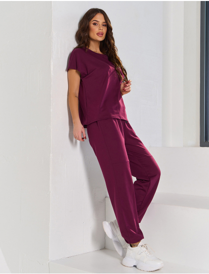 Картинка Костюм бордовий