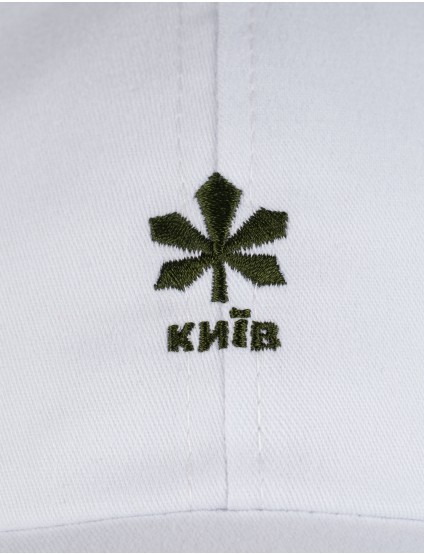 Картинка Кепка біла з вишивкою