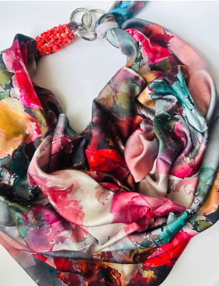 Дизайнерська хустка My Scarf "Сад кохання" 90 на 90 см Картинка Дизайнерська хустка My Scarf "Сад кохання" 90 на 90 см