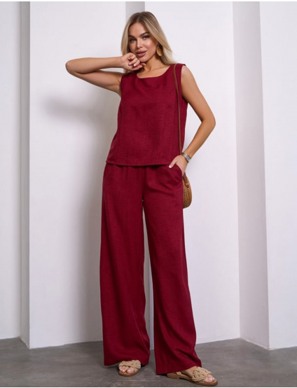 Картинка Костюм бордовий 