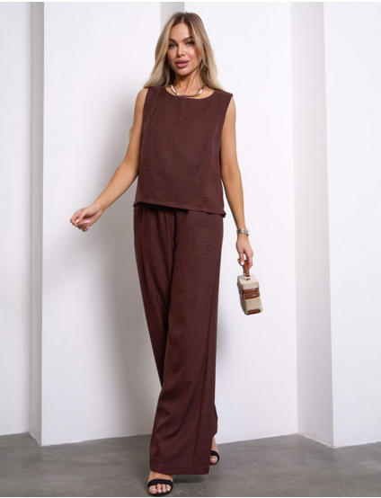 Картинка Костюм темно-коричневий 