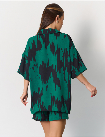 Картинка Костюм зелений з принтом 