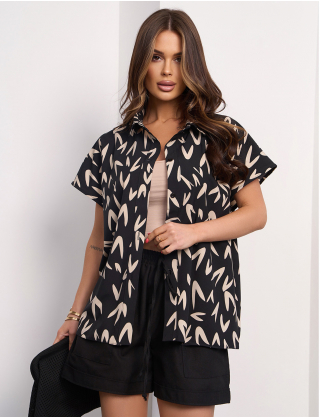 Картинка Сорочка чорна з принтом 