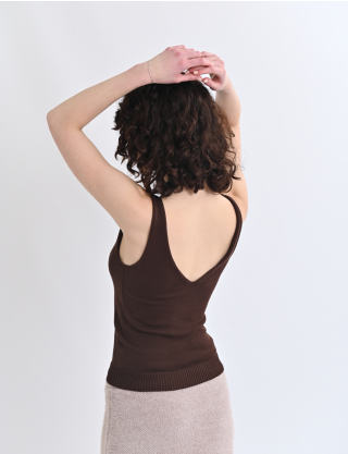 Картинка Майка коричнева 