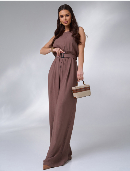 Картинка Комбінезон коричневий 