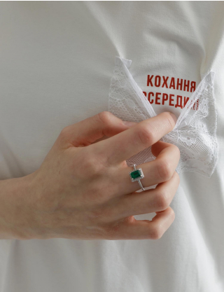 Картинка Футболка біла 