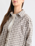 Картинка Сорочка бежева в клітинку з накладними кишенями