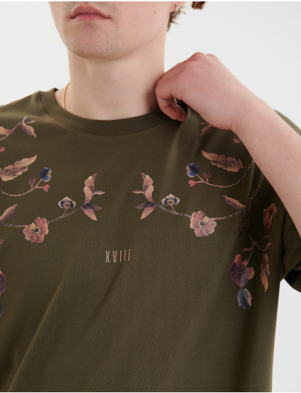 Картинка Футболка "Козацька вишивка" темно-зелена 