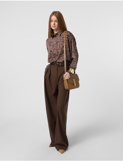 Картинка Сорочка світло-коричнева з прнитом 