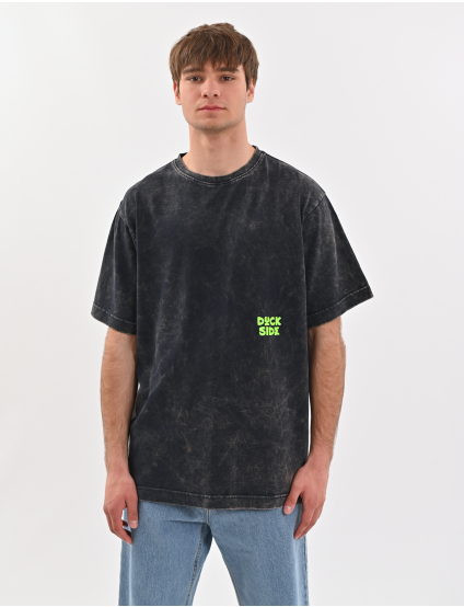 Картинка Футболка темно-синя з принтом