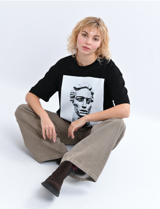 Картинка Футболка oversize з графічним принтом