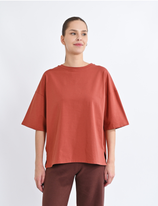 Футболка oversize теракотового кольору Картинка Футболка oversize теракотового кольору