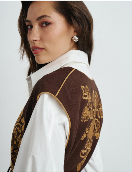 Картинка Камізелька із декоративною вишивкою