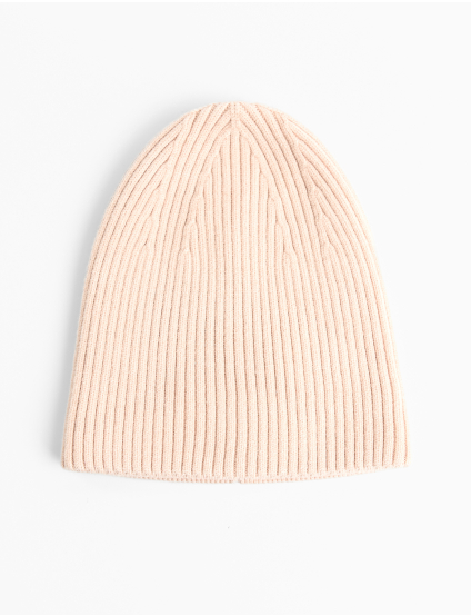 Картинка Шапка бежева 