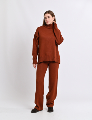 Картинка Костюм темно-коричневий