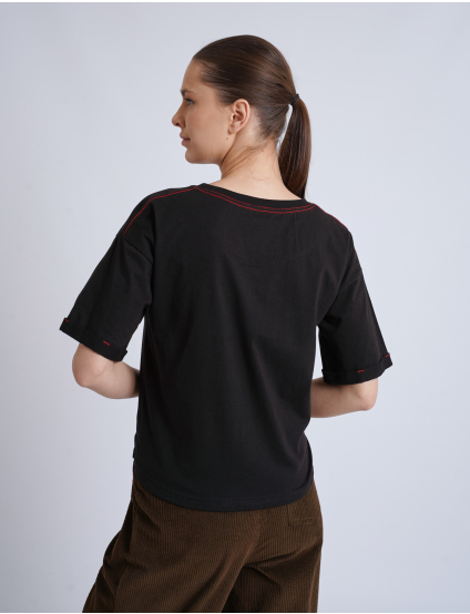 Картинка Футболка з мінімалістичним арт‑принтом