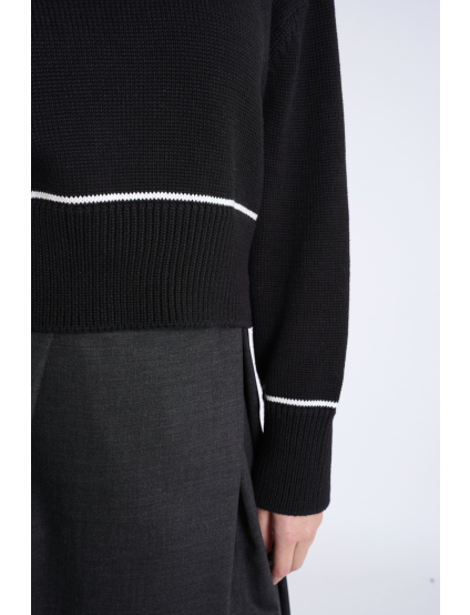 Картинка Светр чорний