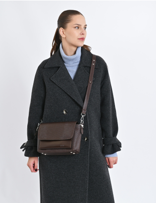 Картинка Коричнева сумка