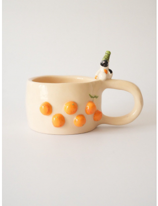Картинка Керамічна чашка ручної роботи «Котик з мандаринками»