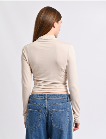 Картинка Лонгслів бежевий