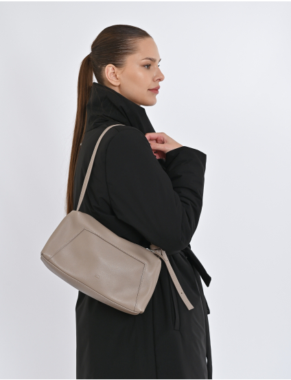 Картинка Сумка світло-бежевого кольору з мінімалістичним дизайном