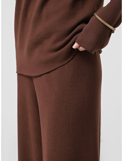 Картинка Штани коричневі