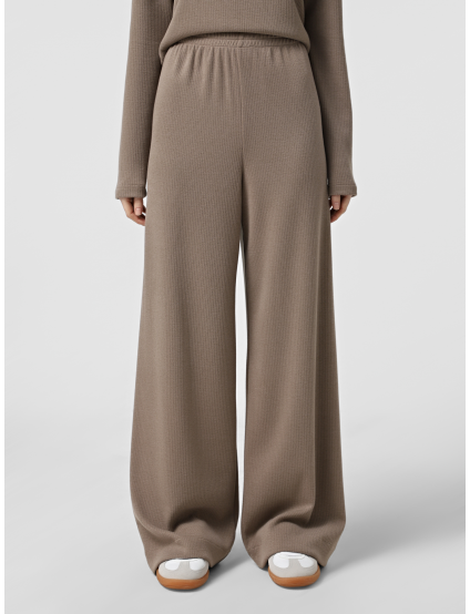 Картинка Штани з м'якого трикотажу бежевого кольору