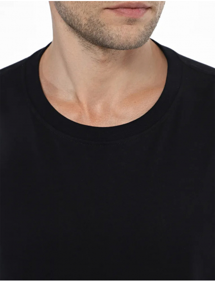 Картинка Чоловіча чорна базова футболка