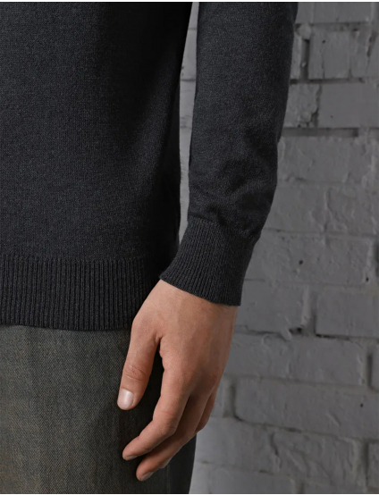 Картинка Чоловічий темно-сірий в’язаний лонгслів