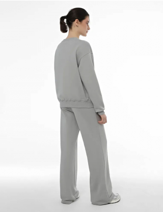 Картинка Жіночі світло-сірі трикотажні штани вільного крою