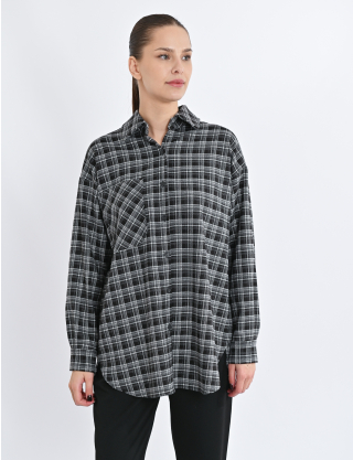 Сорочка в клітинку з накладною кишенею Картинка Сорочка в клітинку з накладною кишенею