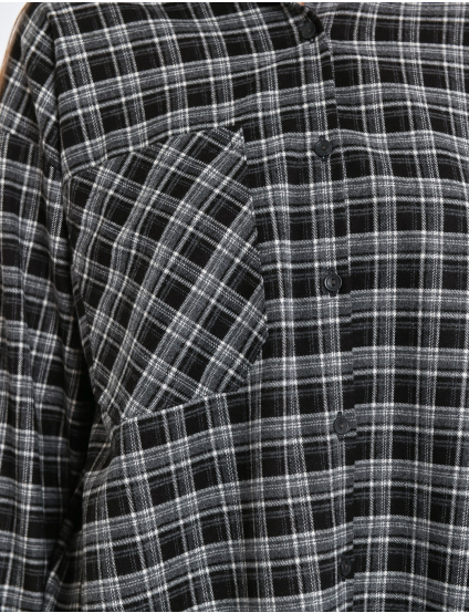 Картинка Сорочка в клітинку з накладною кишенею