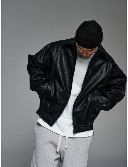 Картинка Куртка чорна