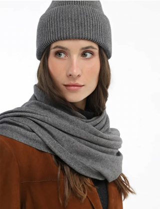 Картинка Жіноча сіра в’язана шаль