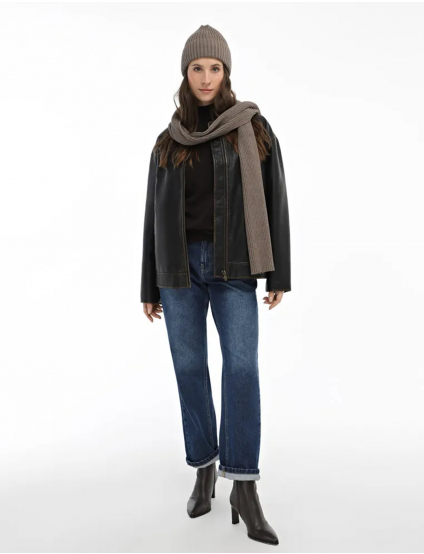 Картинка Жіночий бежевий в’язаний шарф