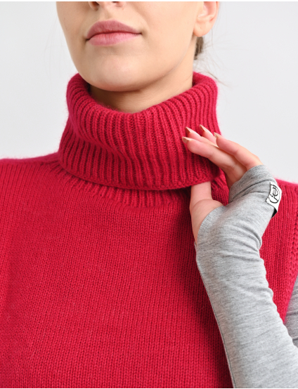 Картинка В'язаний комір-снуд із високою горловиною червоний