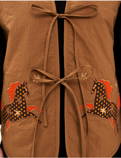 Картинка Жилетка коричнева