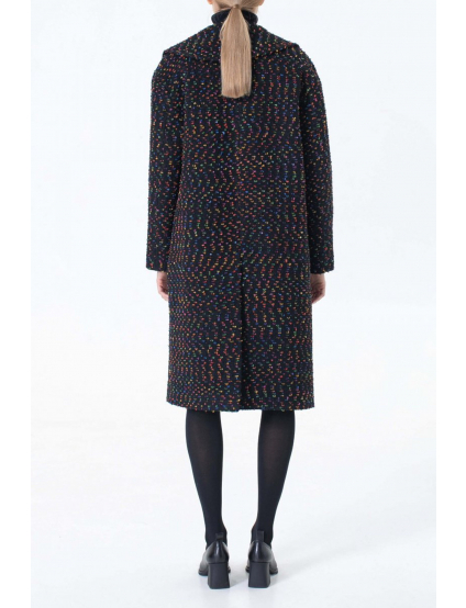 Картинка Пальто чорне букле з кольоровою ниткою