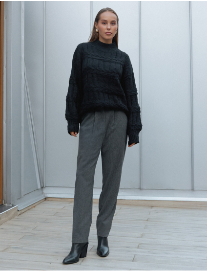 Картинка Светр чорний