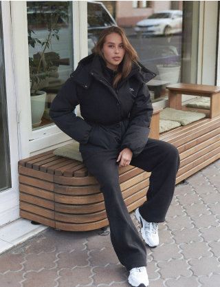 Картинка Куртка чорна