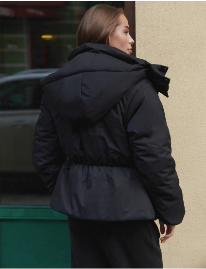 Картинка Куртка чорна