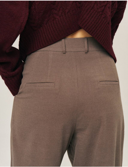 Картинка Прямі брюки в кольорі тауп з теплої костюмної тканини