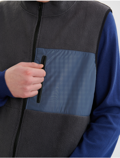 Картинка Жилет сірий флісовий