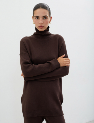 Картинка Светр темно-коричневий