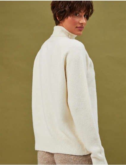 Картинка Светр білий