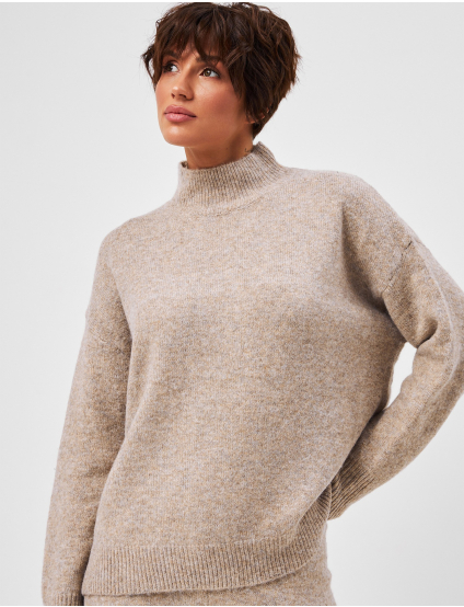 Картинка Светр коричневий