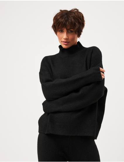 Картинка Светр чорний