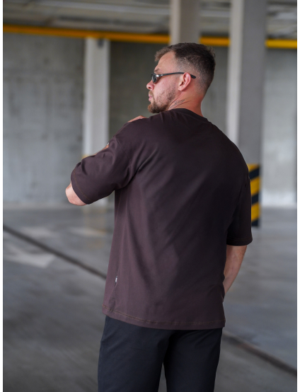 Картинка Футболка темно-коричнева