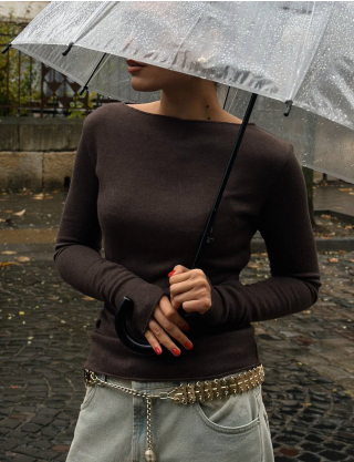 Лонгслів темно-коричневий із м’якого трикотажу Картинка Лонгслів темно-коричневий із м’якого трикотажу